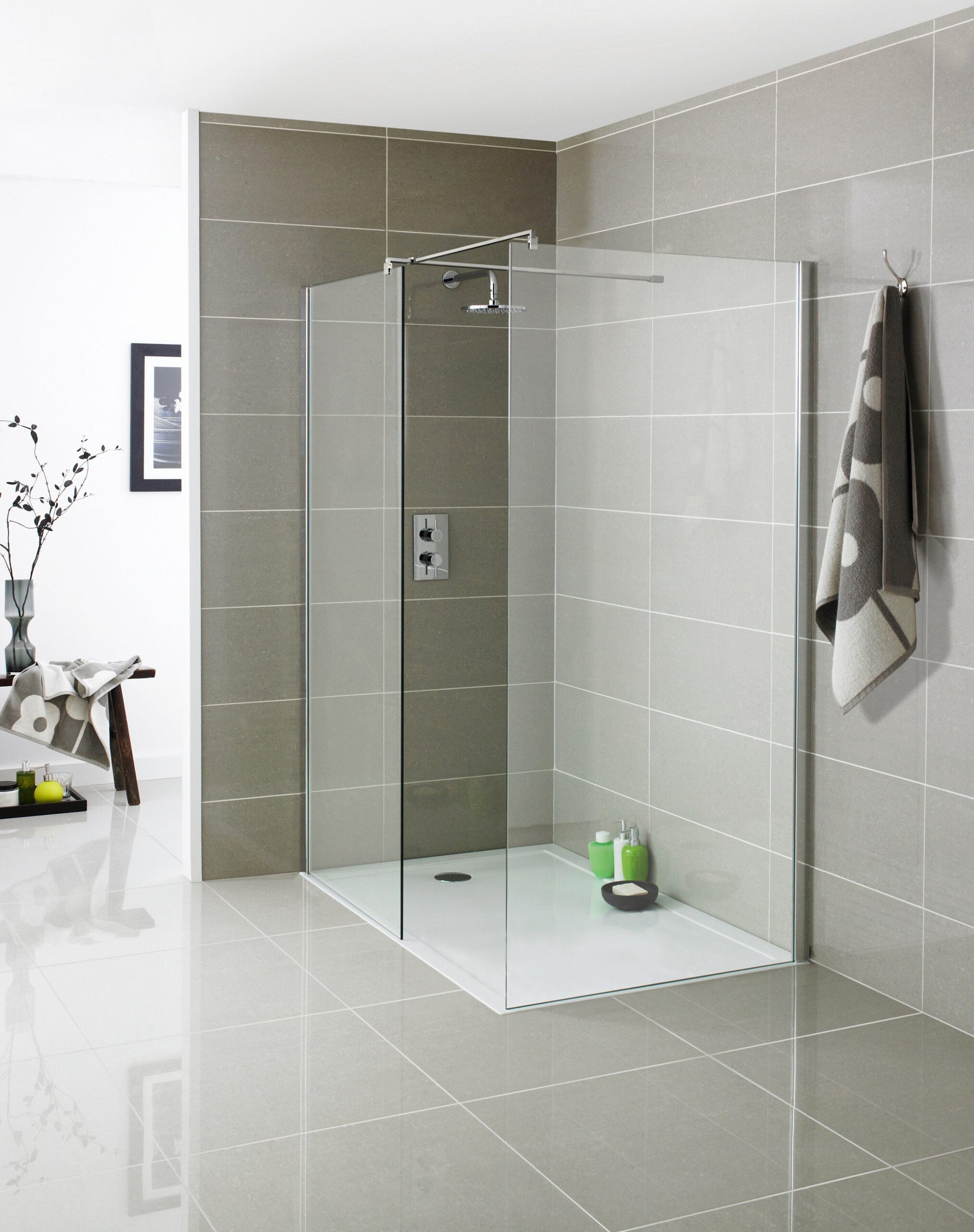 KV8 Wetroom Screen 700x2000mm (GLASS ONLY) Profile and Support Arm Sold separately